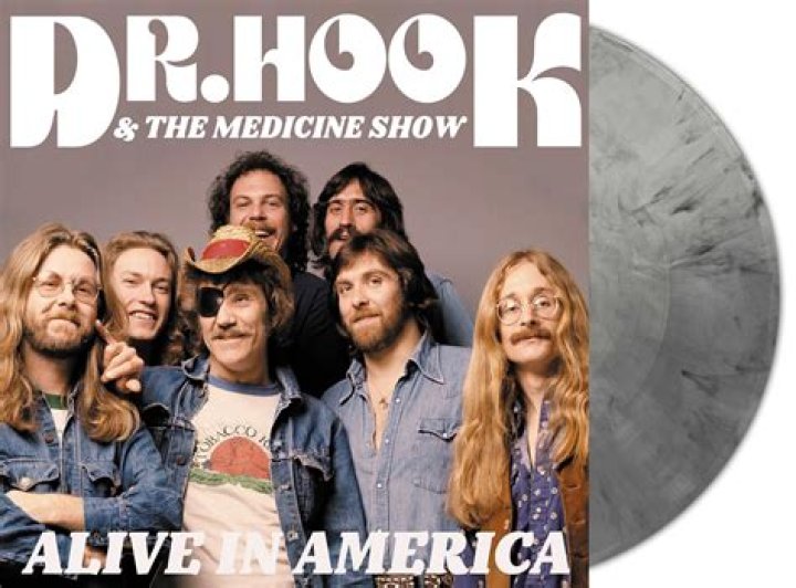 Why did Dr Hook and the Medicine Show break up?