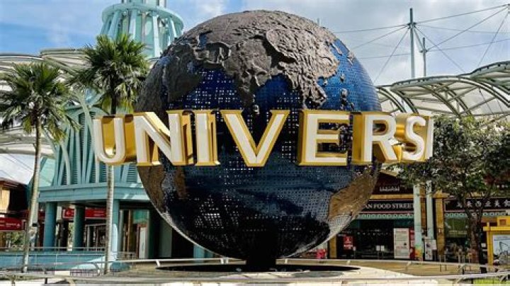 Why Universal Studios Singapore is famous?
