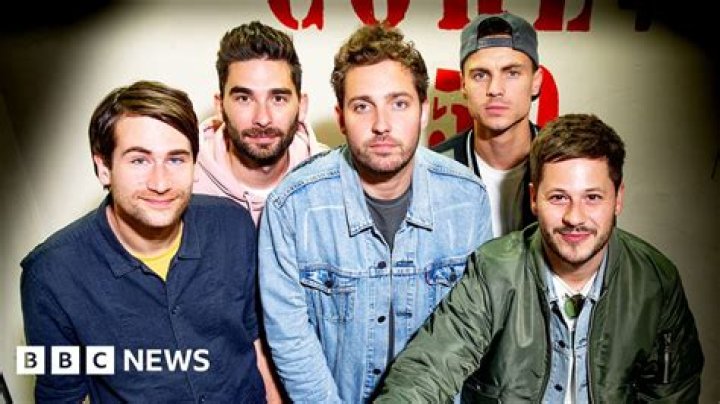 Will a felony show up after 20 years?